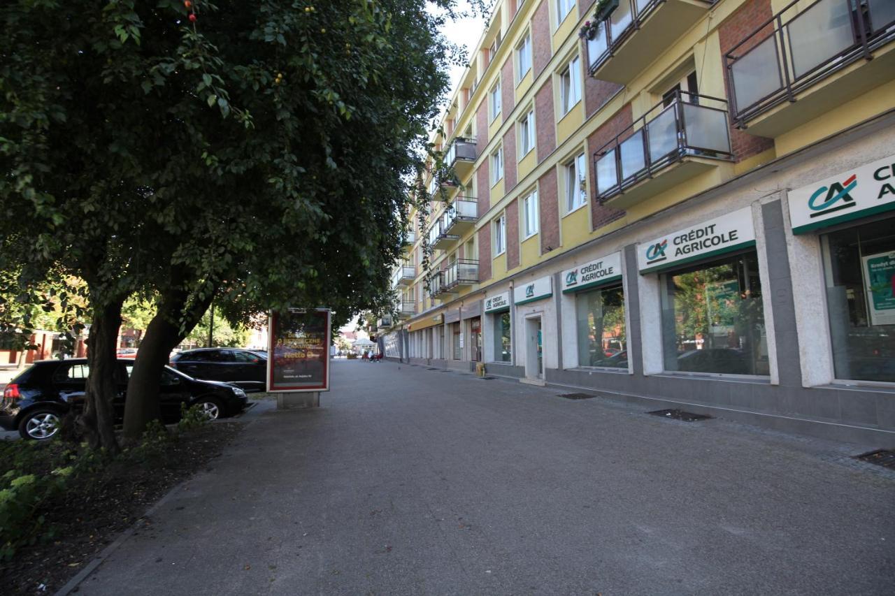 Elite Apartments Rajska One City Center Гданьск Экстерьер фото